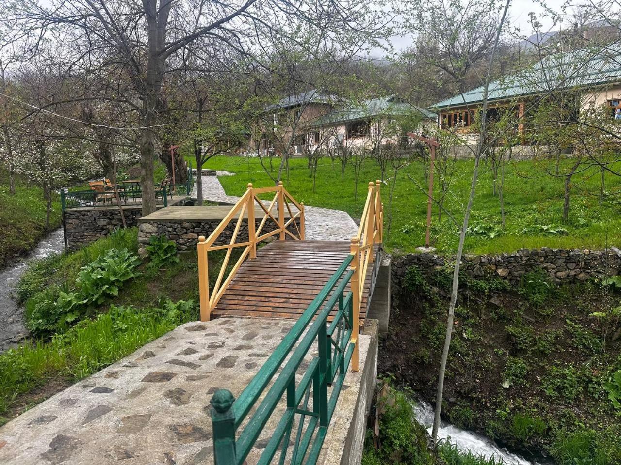 Hayat Guesthouse Nuratau Mountain Yukary-Ukhum Zewnętrze zdjęcie