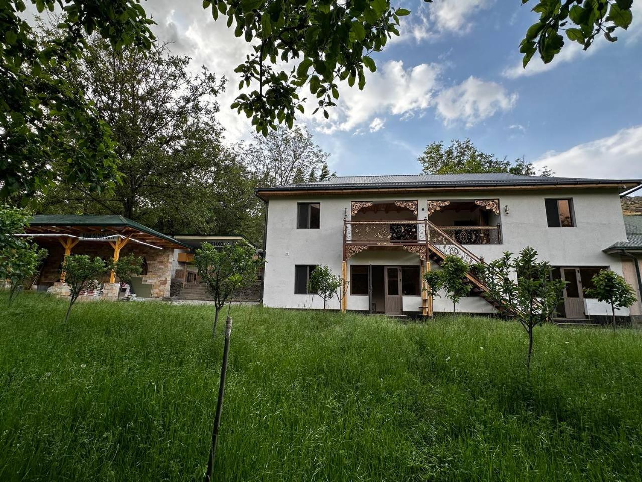 Hayat Guesthouse Nuratau Mountain Yukary-Ukhum Zewnętrze zdjęcie