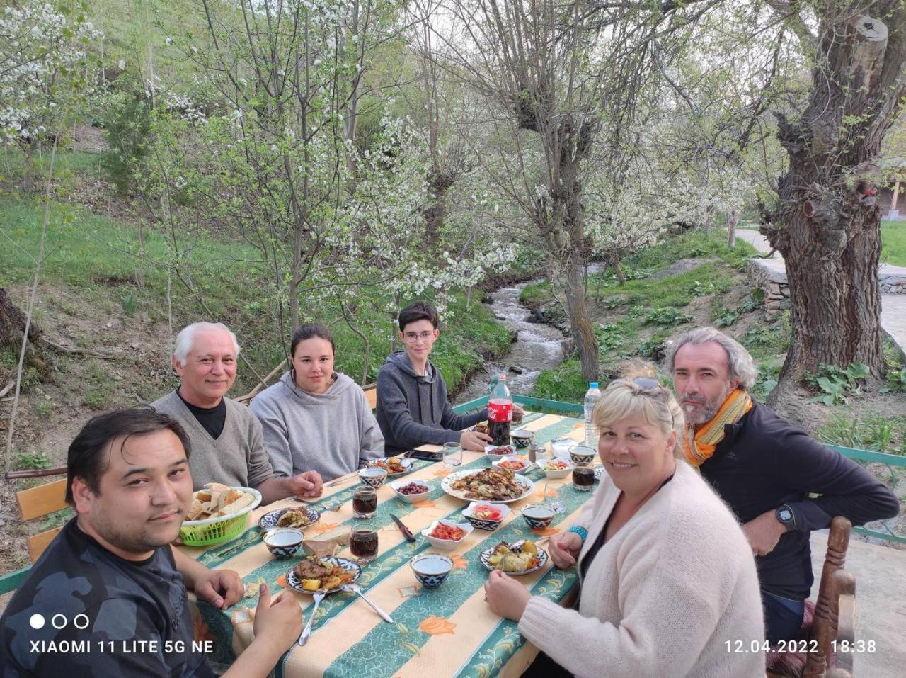 Hayat Guesthouse Nuratau Mountain Yukary-Ukhum Zewnętrze zdjęcie